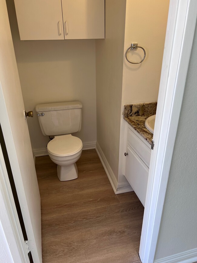 Downstairs bathroom with beautiful Granite countertops - 2356 Canyon Park Dr