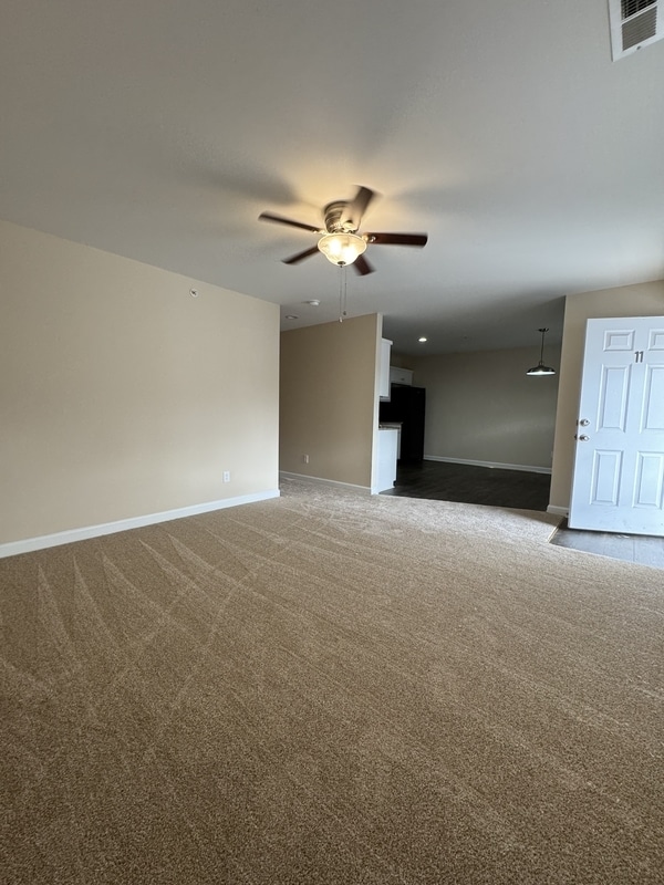 Building Photo - 1154 Cross Creek Cir