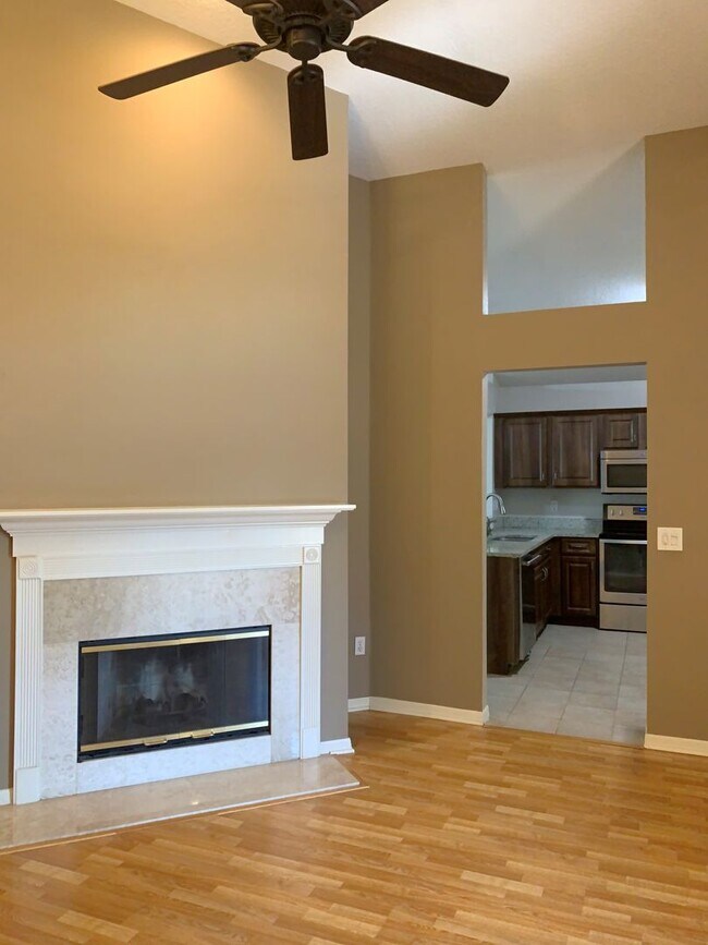 Building Photo - 3/2 Pool Home in Manderley Run