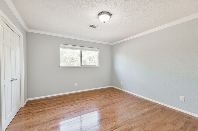 Building Photo - 12214 Cypresswood Dr