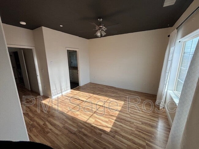 Building Photo - 3127 Sterling Ridge Cir