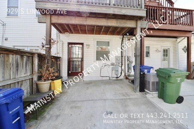 Building Photo - 929 S Linwood Ave