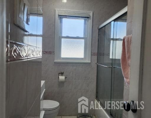 Building Photo - 1925 Verona Ave