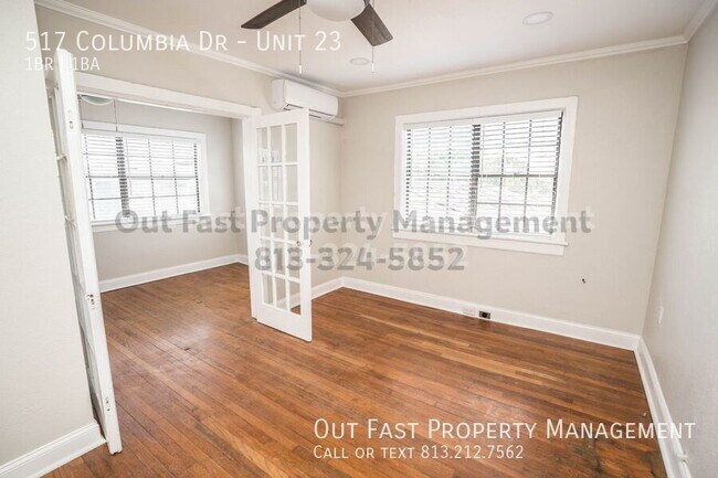 Building Photo - 517 Columbia Dr