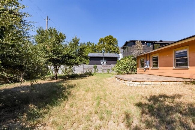 Building Photo - 501 Krebs Ln
