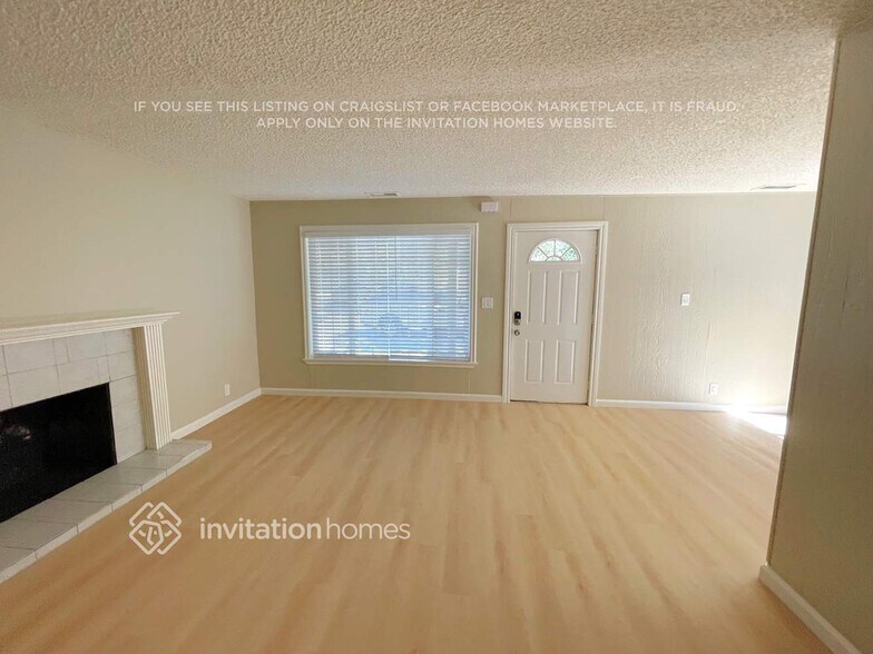 Building Photo - 873 Ashwood Ave