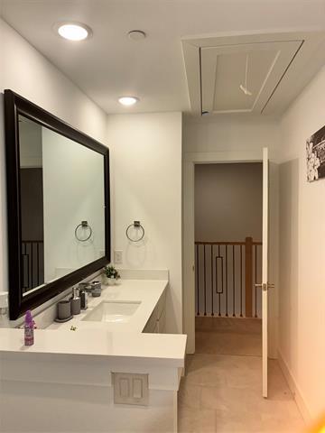 Building Photo - 8911 Cave Spgs Mews