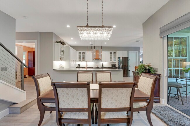 Building Photo - 127 Via Castilla