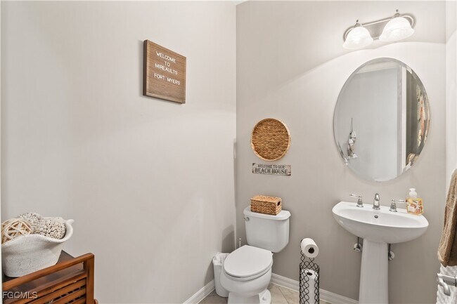 Building Photo - 11908 Izarra Way