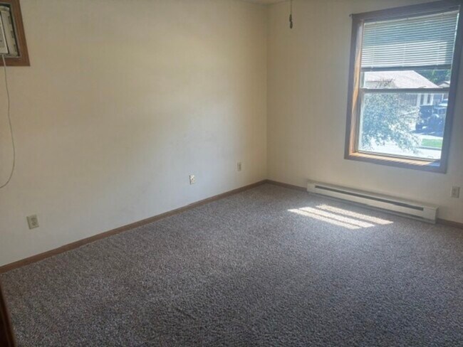 Building Photo - 808-810 Harney Avenue - 810
