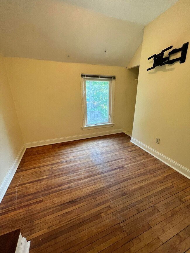 Building Photo - 1718 New St