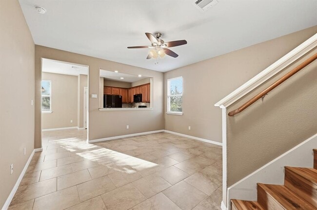 Building Photo - 5517 Bradford Pear Ln