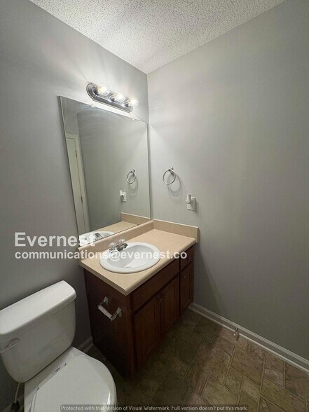 Building Photo - 8651 Thomas Ln