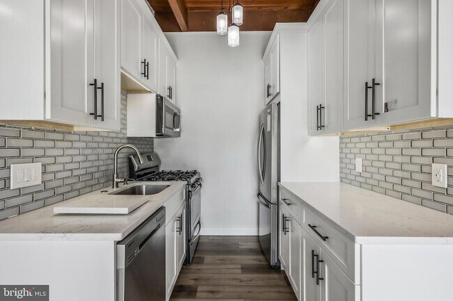 Building Photo - 7758 Donnybrook Ct