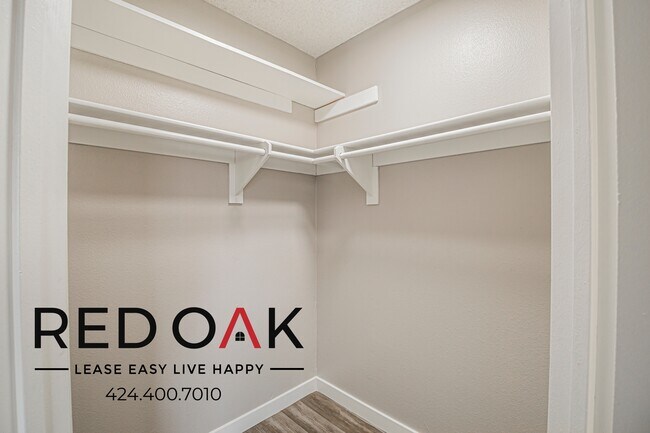 Building Photo - 3710 E Fountain St