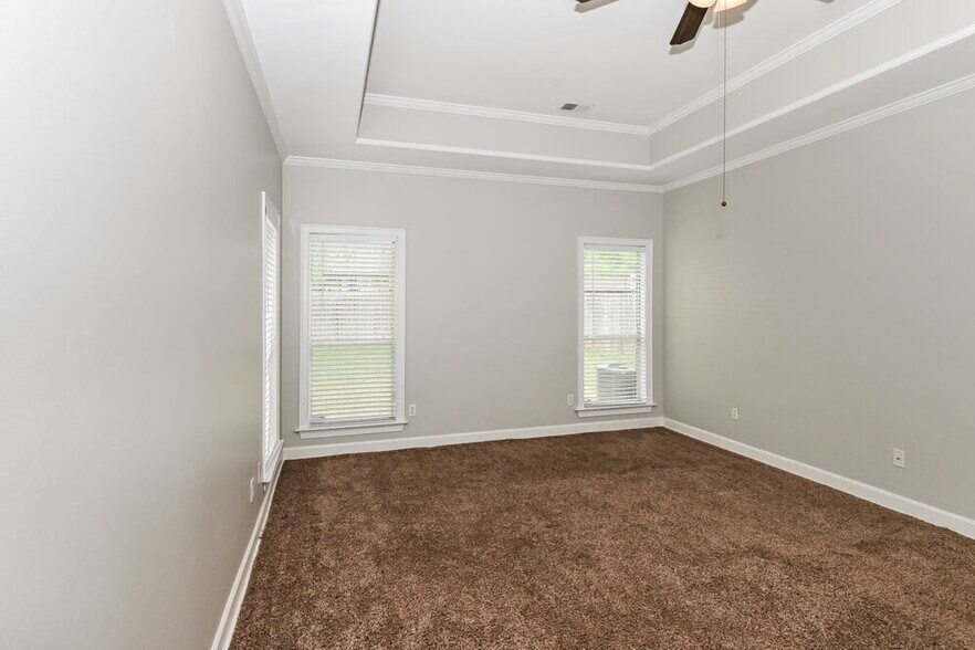 Building Photo - 2644 Graystone Dr