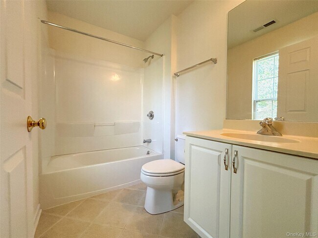 Building Photo - 1063 Dutcher Dr