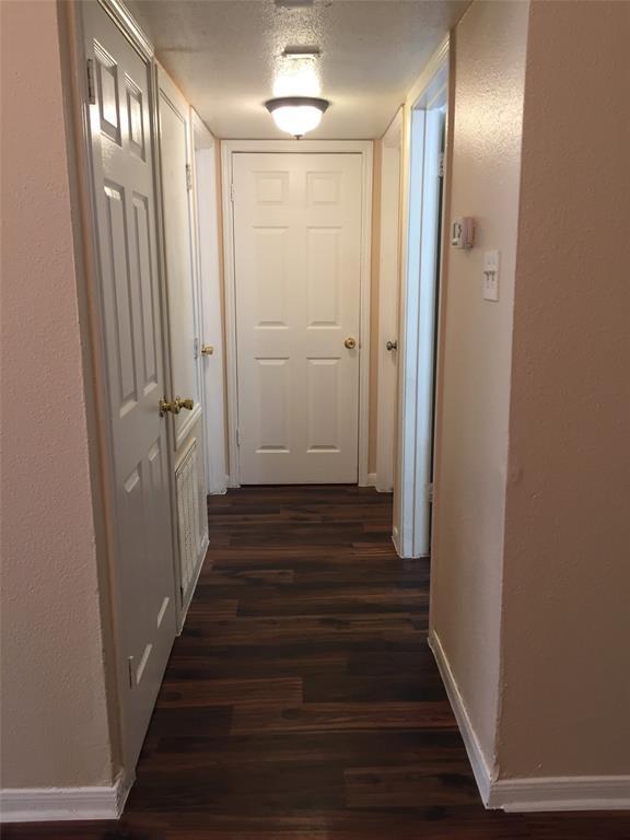 Building Photo - 10211 Sugar Branch Dr