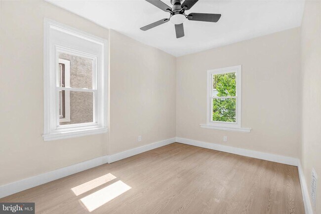 Building Photo - 4288 Viola St