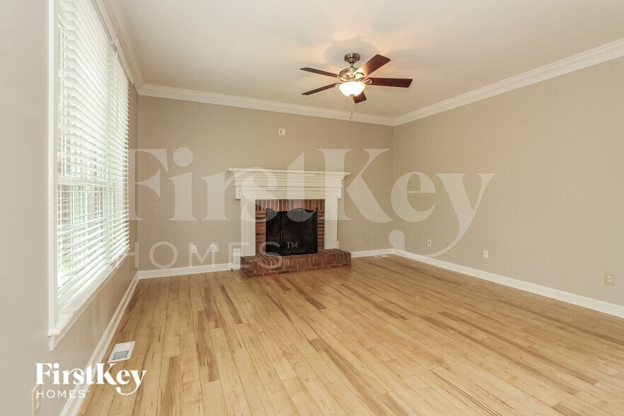 Building Photo - 12500 Moores Mill Rd