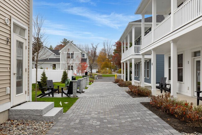 Building Photo - Ember Drive