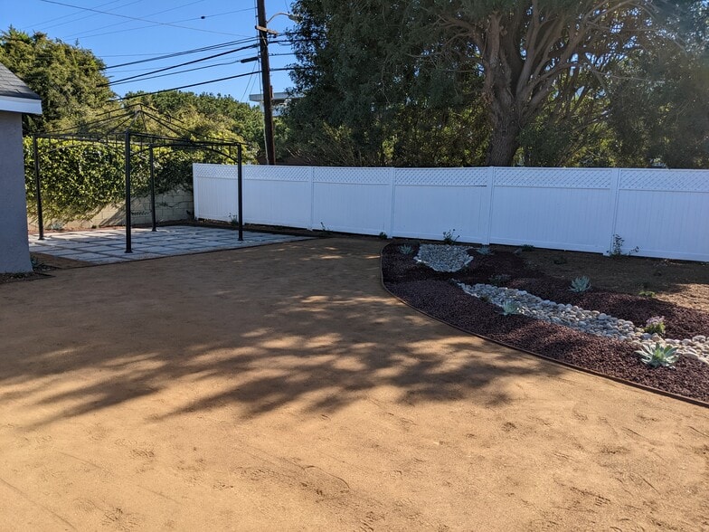 Backyard - 3318 W 157th St