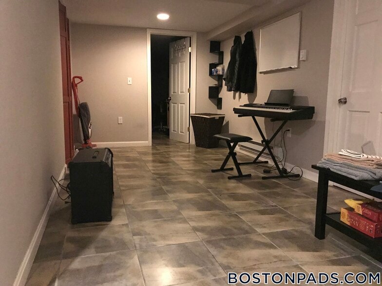 Building Photo - 45 Allston St