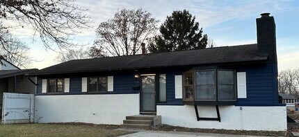 Building Photo - Brinwood Property APT A