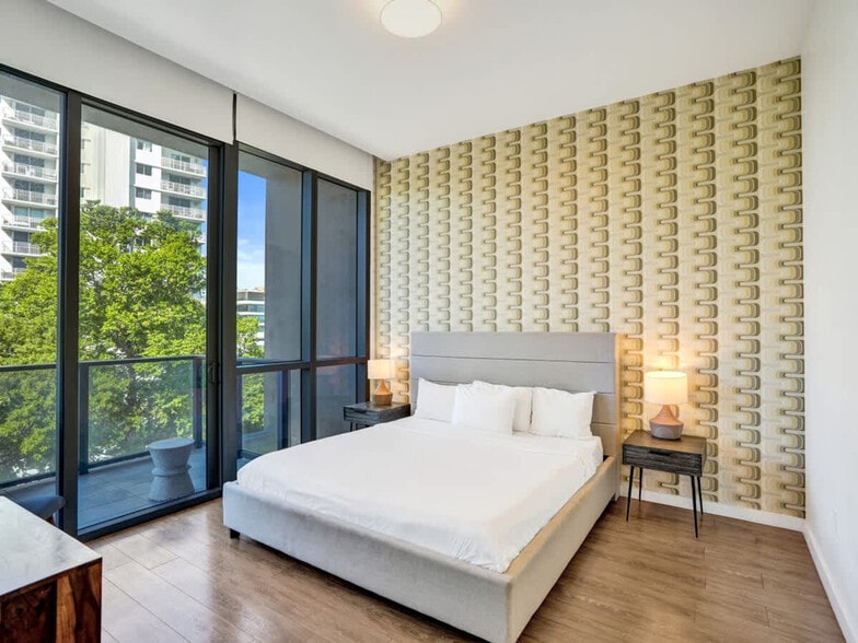 Building Photo - 1220 17th St