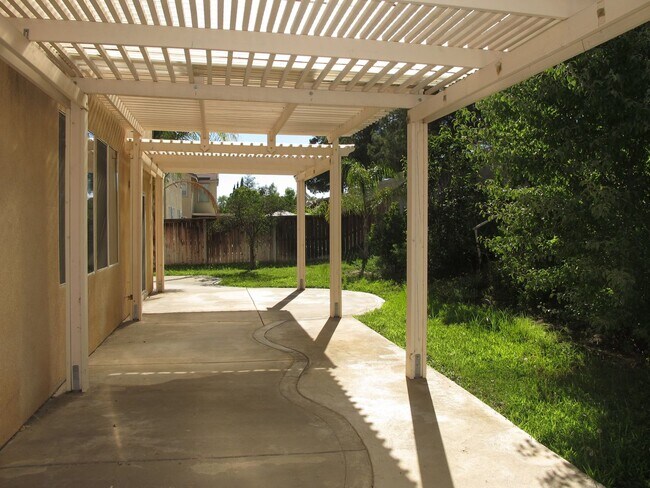 Building Photo - 27850 Starfall Way