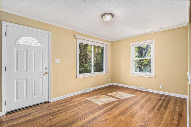 Building Photo - 1061 Centennial Ave