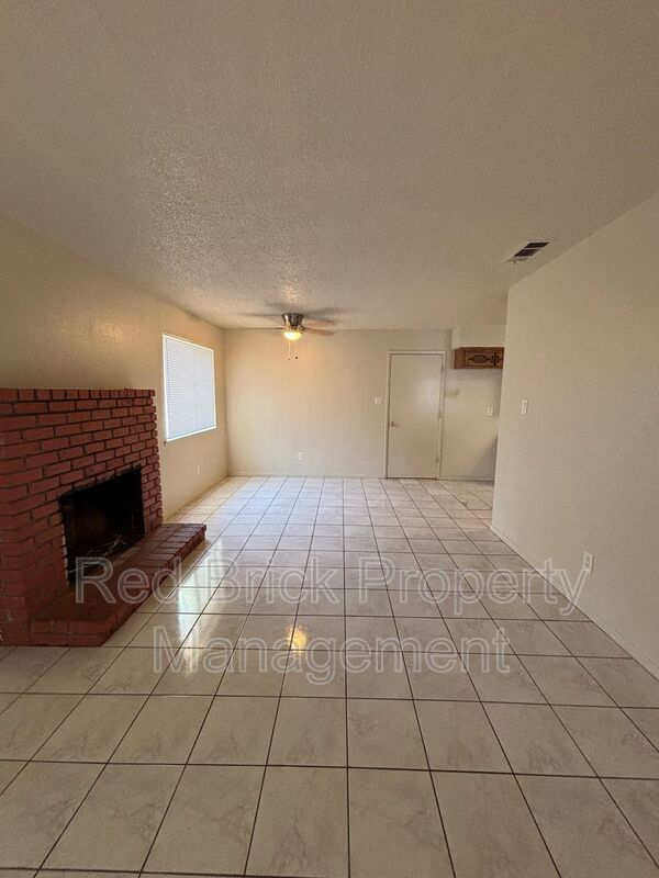 Building Photo - 3321 Pierre Ct