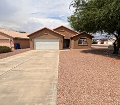 Building Photo - 1675 E Segovia Way