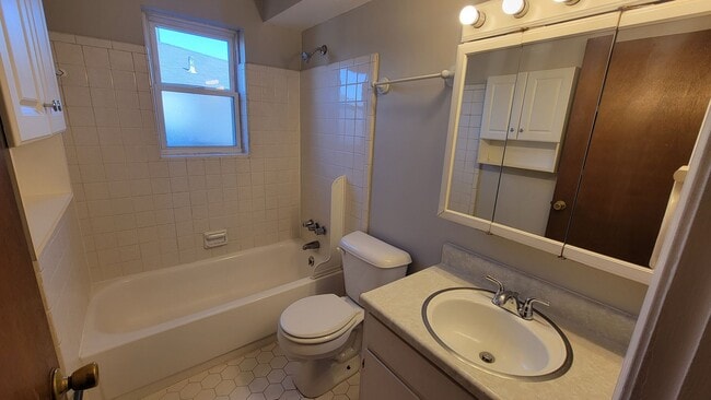 Building Photo - 4206 Billtown Rd