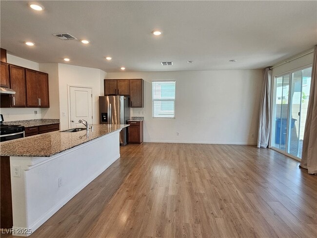 Building Photo - 7700 Mojave Wind Ave