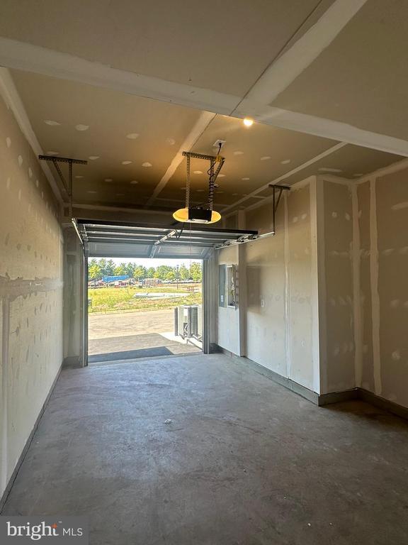 Building Photo - 43799 Middleway Ter