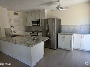 Building Photo - 14626 Yerba Buena Way