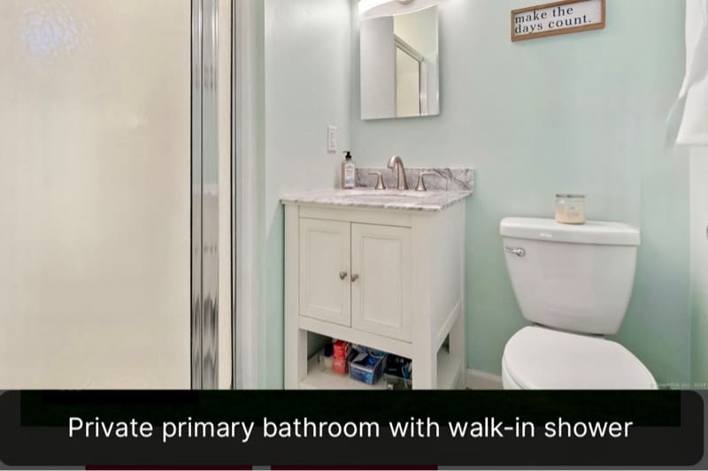 Building Photo - 16 Springbrook Ln