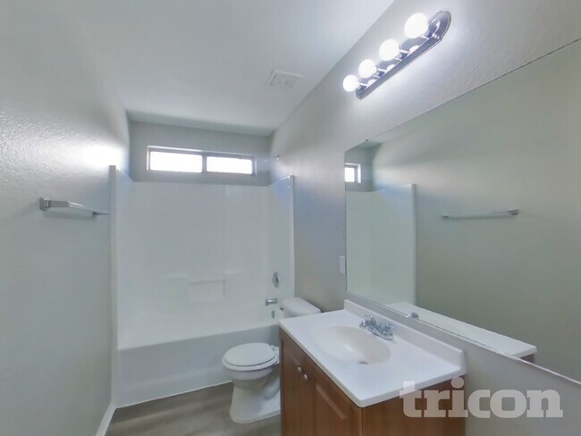 Building Photo - 40175 N Costa Del Sol Dr