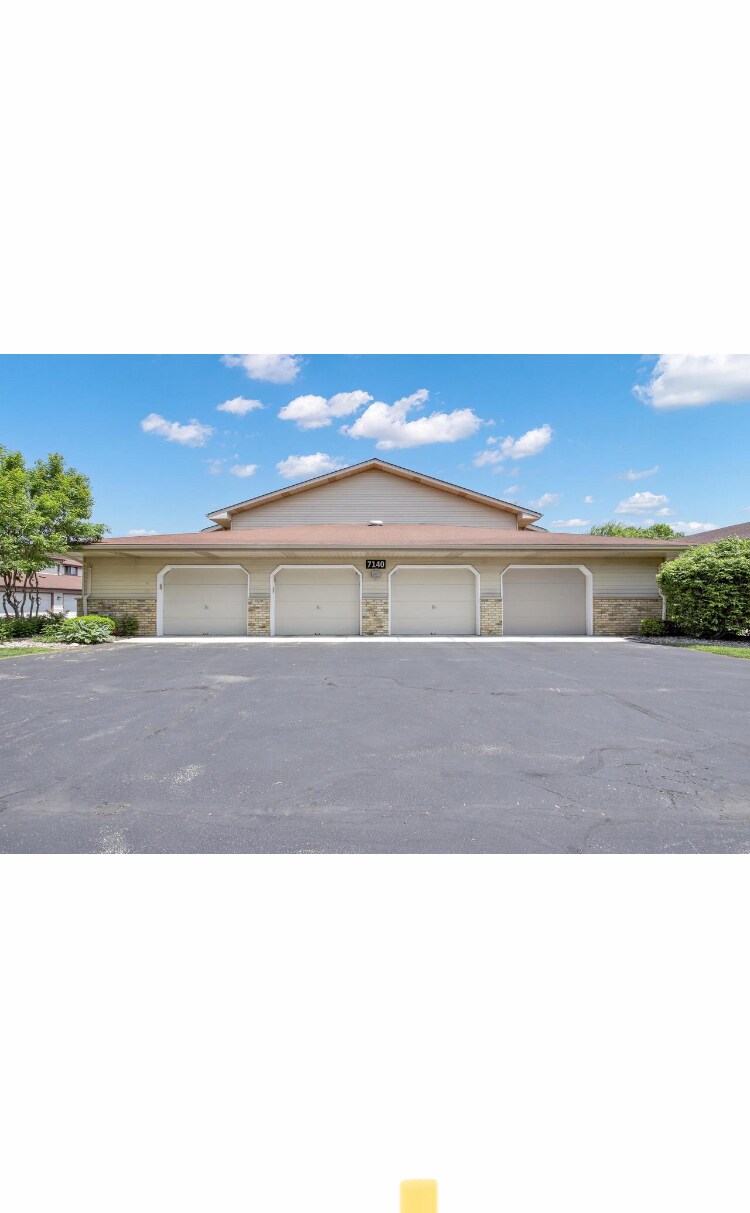 Building Photo - 7140 Mariner Dr