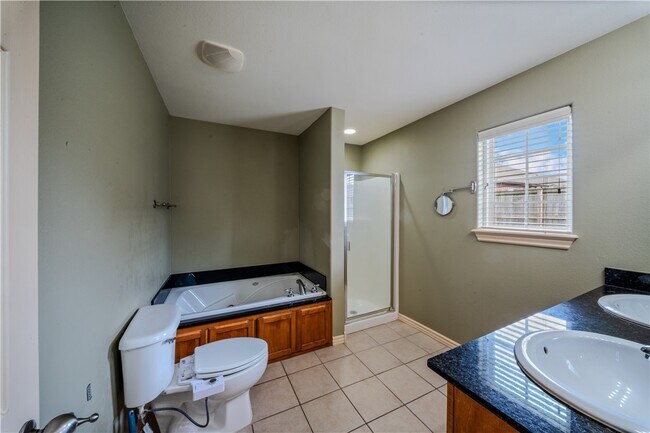 Building Photo - 288 Copper Oaks Dr