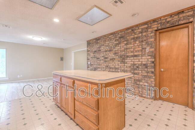 Building Photo - 9159 E Latimer Pl