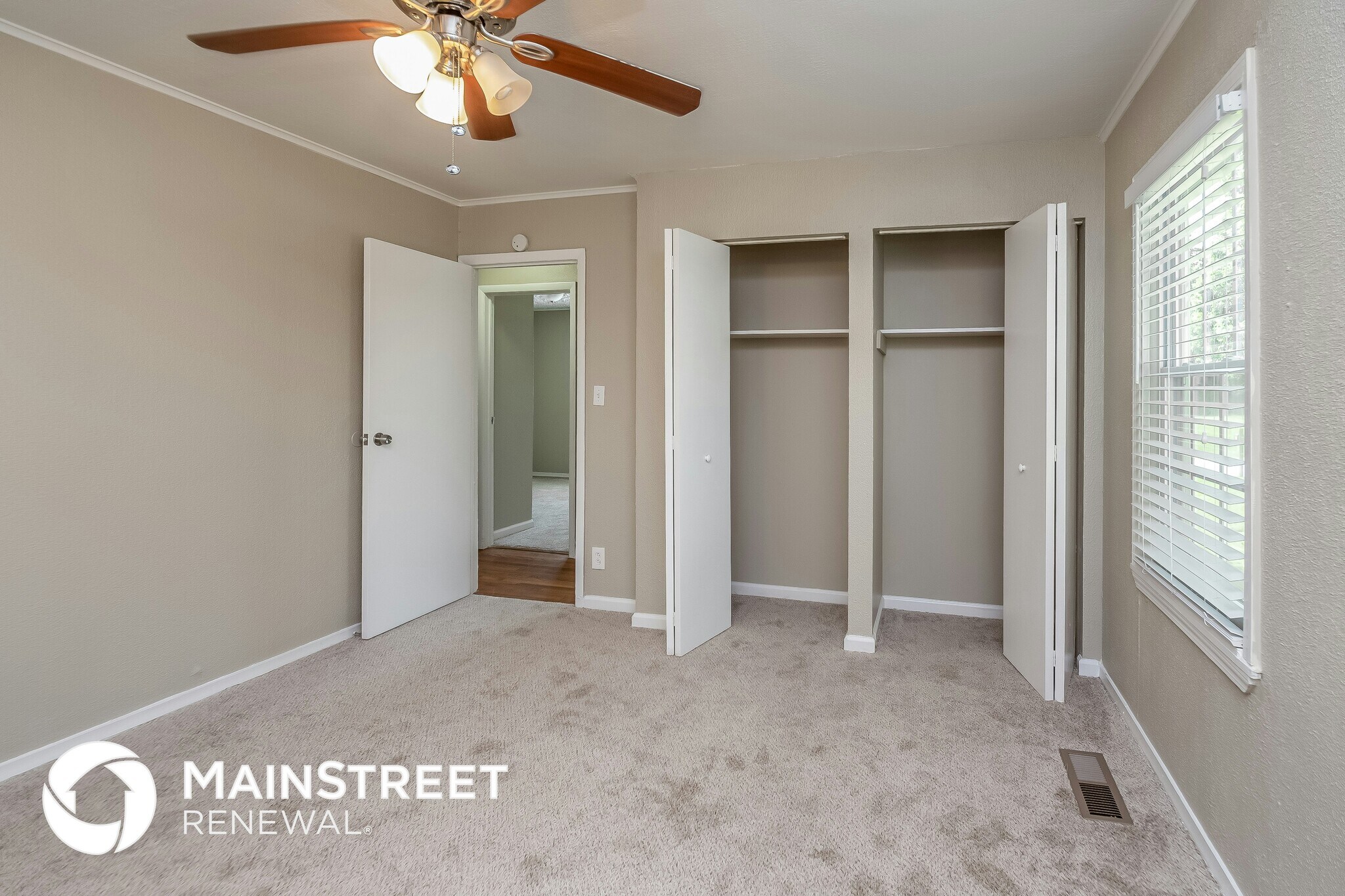 Building Photo - 6394 Waikiki Way