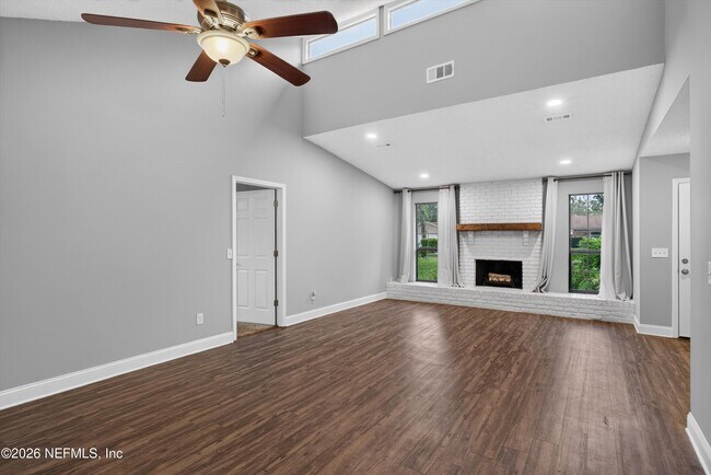 Building Photo - 12344 Cormorant Ct