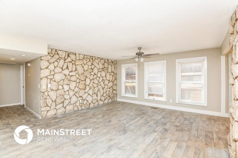 Building Photo - 10617 Dorothy Dr