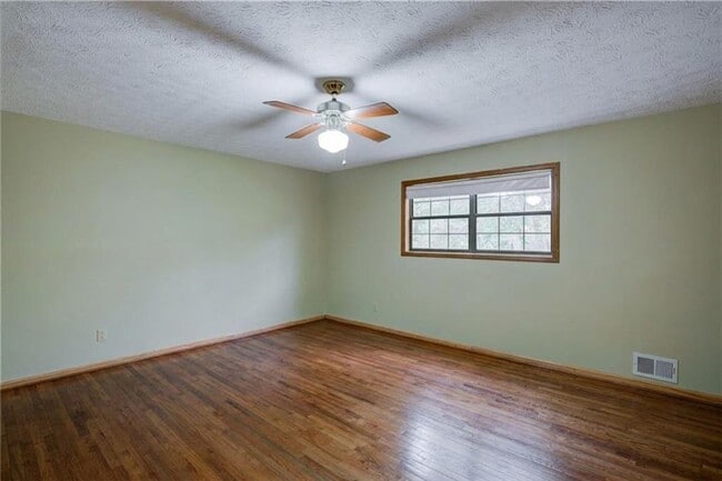 Building Photo - 1357 Monfort Rd