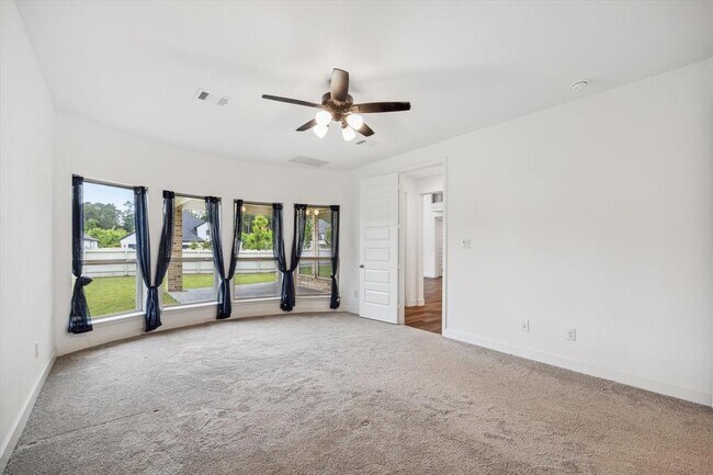 Building Photo - 17471 Bayflower
