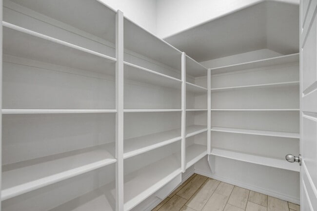 Building Photo - 4 Bedroom Townhouse in Tule Springs Coming Soon!