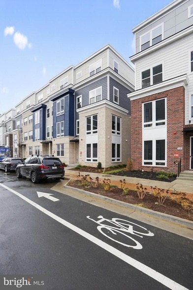 Building Photo - 3612 Farr Ave