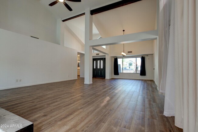 Building Photo - 1945 E Velvet Dr